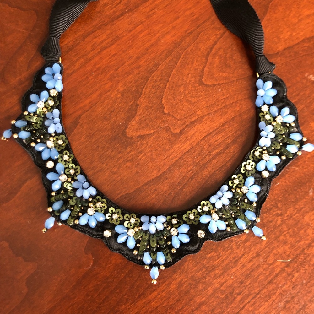Ann Taylor beaded collar necklace